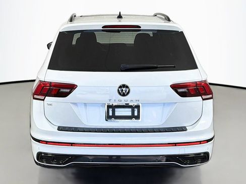 Used 2023 Volkswagen Tiguan SE R-Line FWD image 12