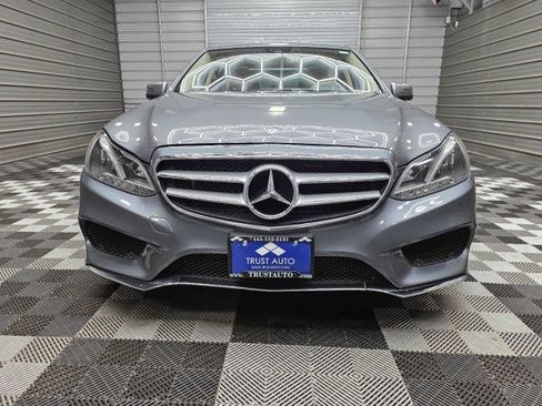 Used 2016 Mercedes-Benz E 350 Sedan image 3