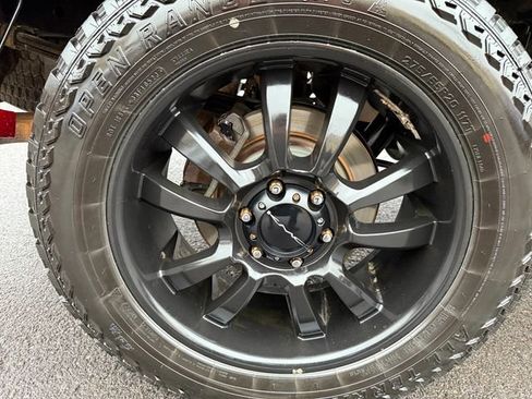 Used 2013 Ford F150 Platinum image 11