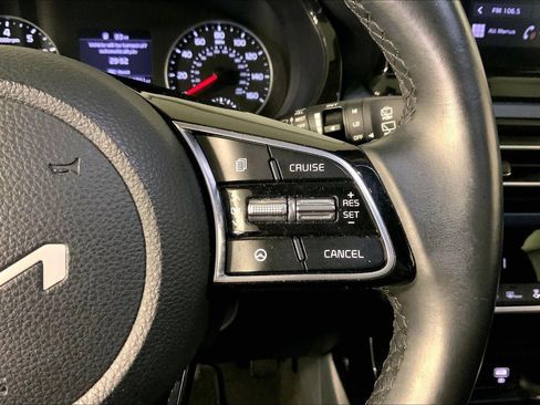 Used 2023 Kia Seltos S image 19