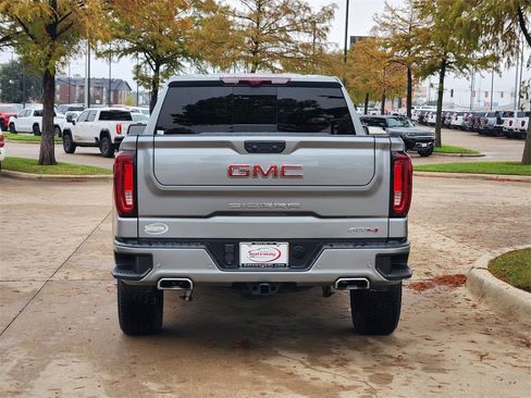 Used 2024 GMC Sierra 1500 AT4 w/ Technology Package image 6
