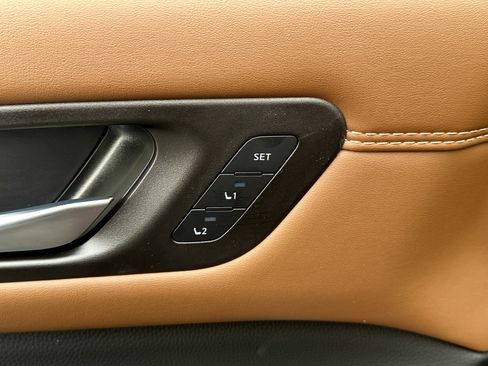 New 2026 Nissan Pathfinder Platinum image 30