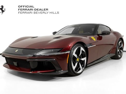 Certified 2025 Ferrari 12Cilindri RWD image 1