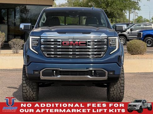 Used 2026 GMC Sierra 1500 Denali w/ Technology Package AWD/4WD image 2