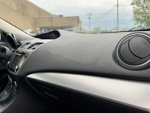Used 2013 MAZDA MAZDA3 i Grand Touring FWD image 26