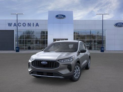 New 2026 Ford Escape Active w/ Tech Pack #1 AWD/4WD image 2