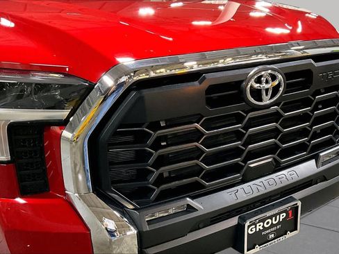 Used 2026 Toyota Tundra SR5 w/ TRD Off-Road Package AWD/4WD image 30