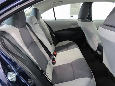 Used 2026 Toyota Corolla LE FWD image 32