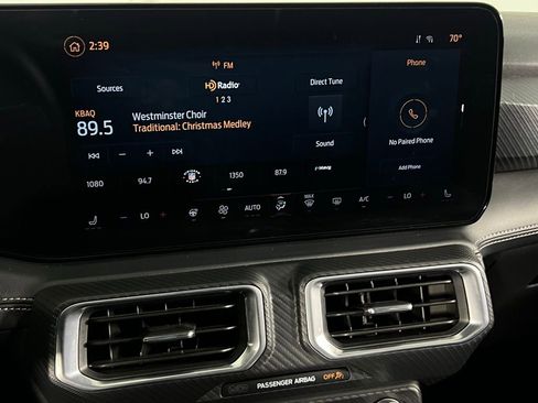 Used 2025 Ford Mustang Premium image 16