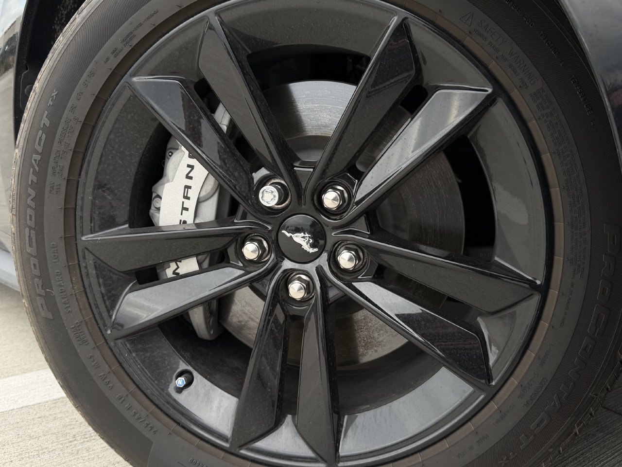 Used 2025 Ford Mustang GT RWD image 9