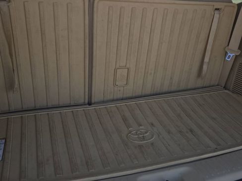 Used 2019 Toyota Highlander XLE AWD/4WD image 20