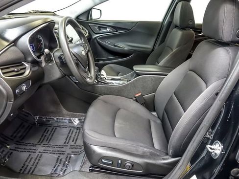 Used 2024 Chevrolet Malibu LT image 12