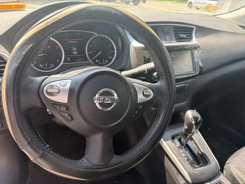 Used 2019 Nissan Sentra SV FWD image 8