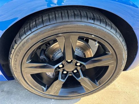 Used 2017 Chevrolet Camaro SS RWD image 33