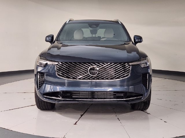 New 2026 Volvo XC90 T8 Plus w/ Protection Package Premier AWD/4WD image 9