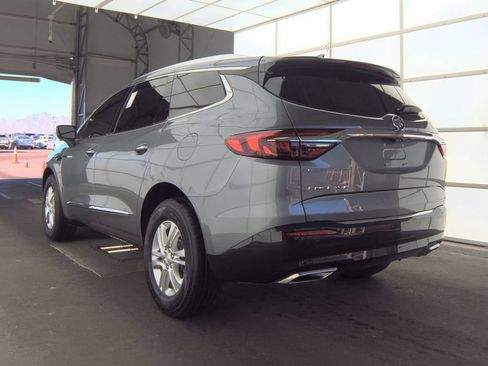 Used 2021 Buick Enclave Essence w/ Sound and Sites Package FWD image 3