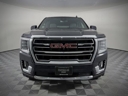 Used 2023 GMC Yukon XL SLT w/ SLT Premium Package image 7