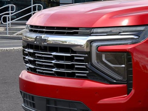 New 2026 Chevrolet Suburban Premier AWD/4WD image 13