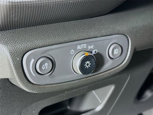 Used 2023 Chevrolet TrailBlazer LT w/ Convenience Package image 11