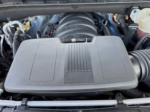 Used 2021 Chevrolet Suburban Premier w/ Premium Package image 35