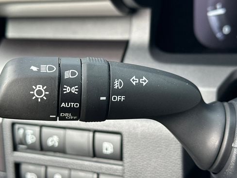 Used 2025 Toyota 4Runner TRD Off-Road Premium image 38