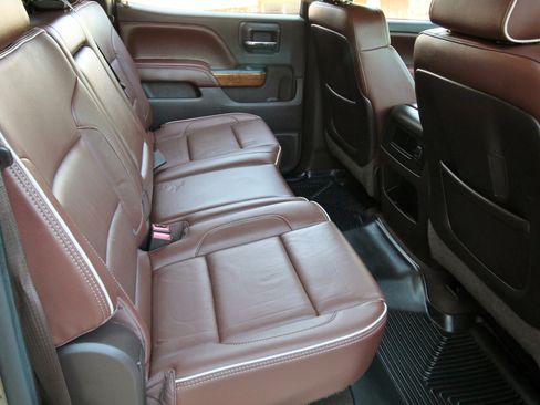 Used 2015 Chevrolet Silverado 2500 High Country AWD/4WD image 42