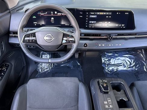 Used 2024 Nissan Ariya FWD image 13