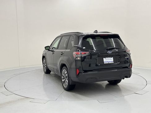 Used 2025 Subaru Forester Touring w/ Touring Package image 3