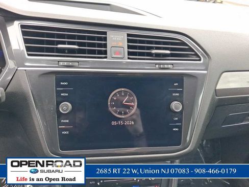 Used 2023 Volkswagen Tiguan SE AWD/4WD image 26