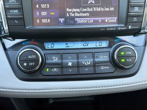 Used 2018 Toyota RAV4 XLE w/ Convenience Package AWD/4WD image 32