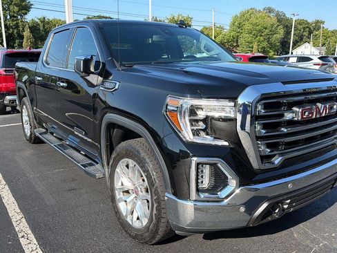 Used 2019 GMC Sierra 1500 SLT w/ SLT Premium Plus Package AWD/4WD image 10