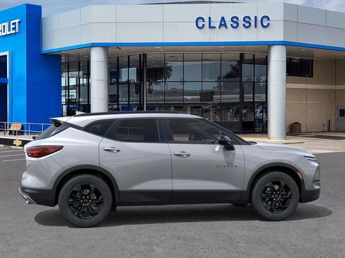 New 2026 Chevrolet Blazer LT image 5