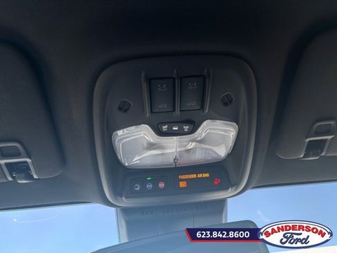 Used 2025 Chevrolet Colorado Z71 w/ Z71 Convenience Package 2 AWD/4WD image 20