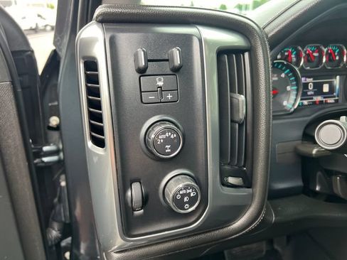 Used 2017 Chevrolet Silverado 1500 LTZ Z71 w/ LTZ Plus Package AWD/4WD image 13
