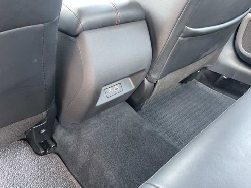 Used 2025 Nissan Altima 2.5 SR FWD image 14