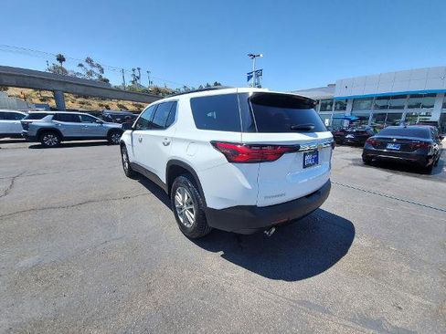 Used 2023 Chevrolet Traverse LT FWD image 6
