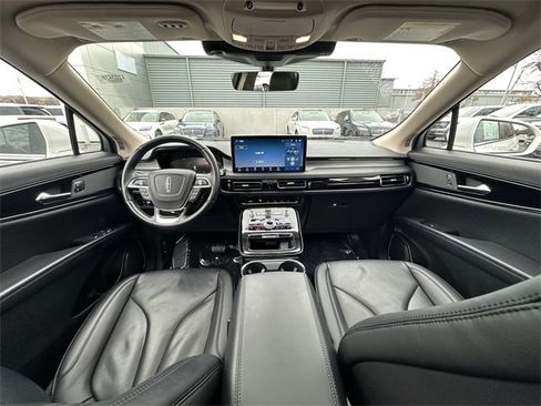 Certified 2022 Lincoln Nautilus Reserve image 16