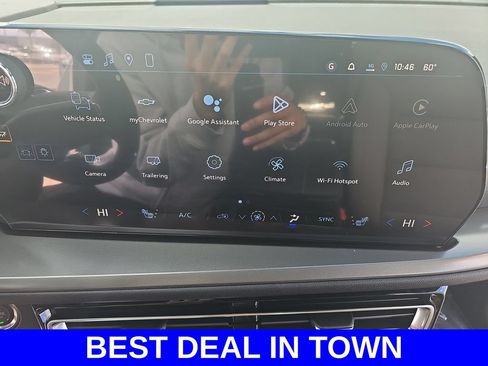 New 2026 Chevrolet Traverse LT w/ Sun and Wheel Package FWD image 23
