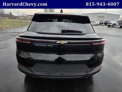Used 2026 Chevrolet Equinox EV LT w/ Comfort Package image 5