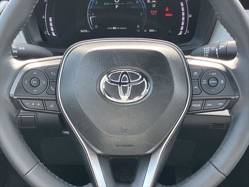 Certified 2026 Toyota Corolla SE FWD image 18