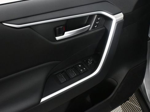 Used 2025 Toyota RAV4 XLE Premium w/ Weather Package FWD image 8
