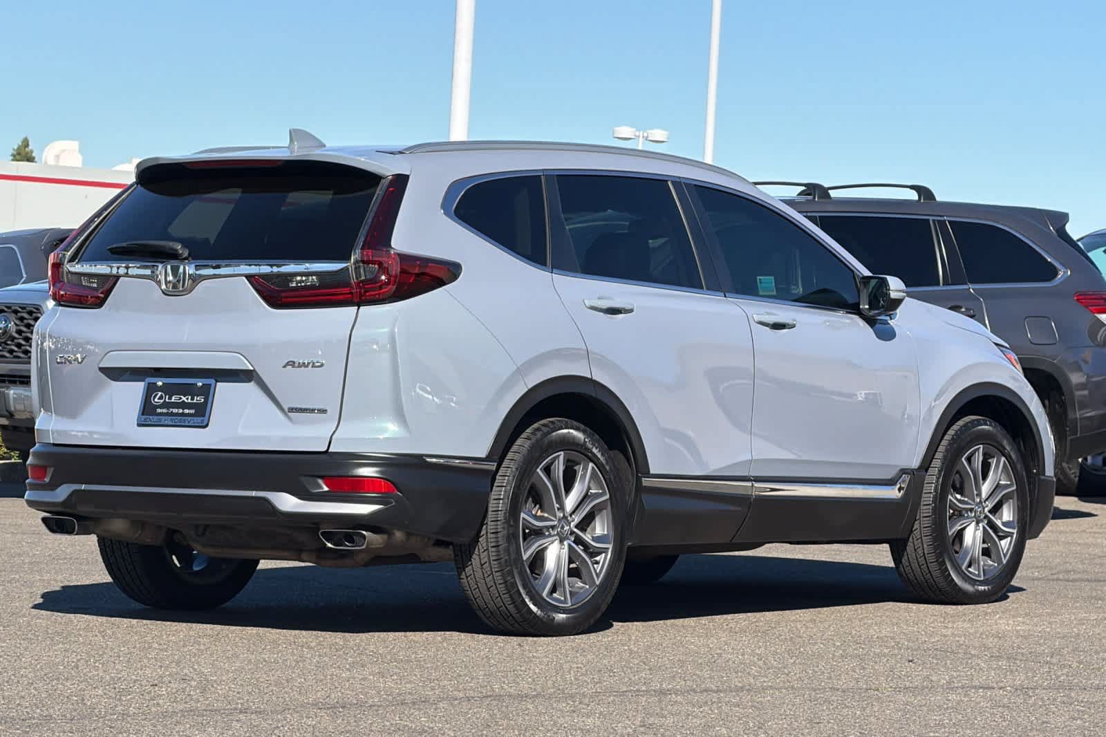 Used 2021 Honda CR-V Touring image 2