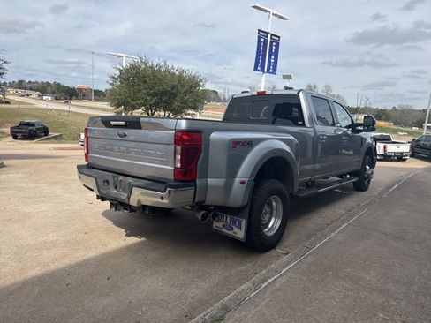 Used 2021 Ford F350 Lariat w/ Lariat Value Package image 8