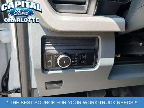 New 2026 Ford F250 XL w/ XL Chrome Package RWD image 24