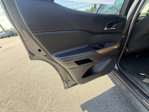 Used 2017 GMC Acadia SLE FWD image 55