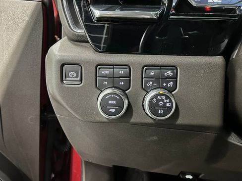 Used 2023 GMC Sierra 1500 SLT w/ SLT Premium Plus Package AWD/4WD image 26