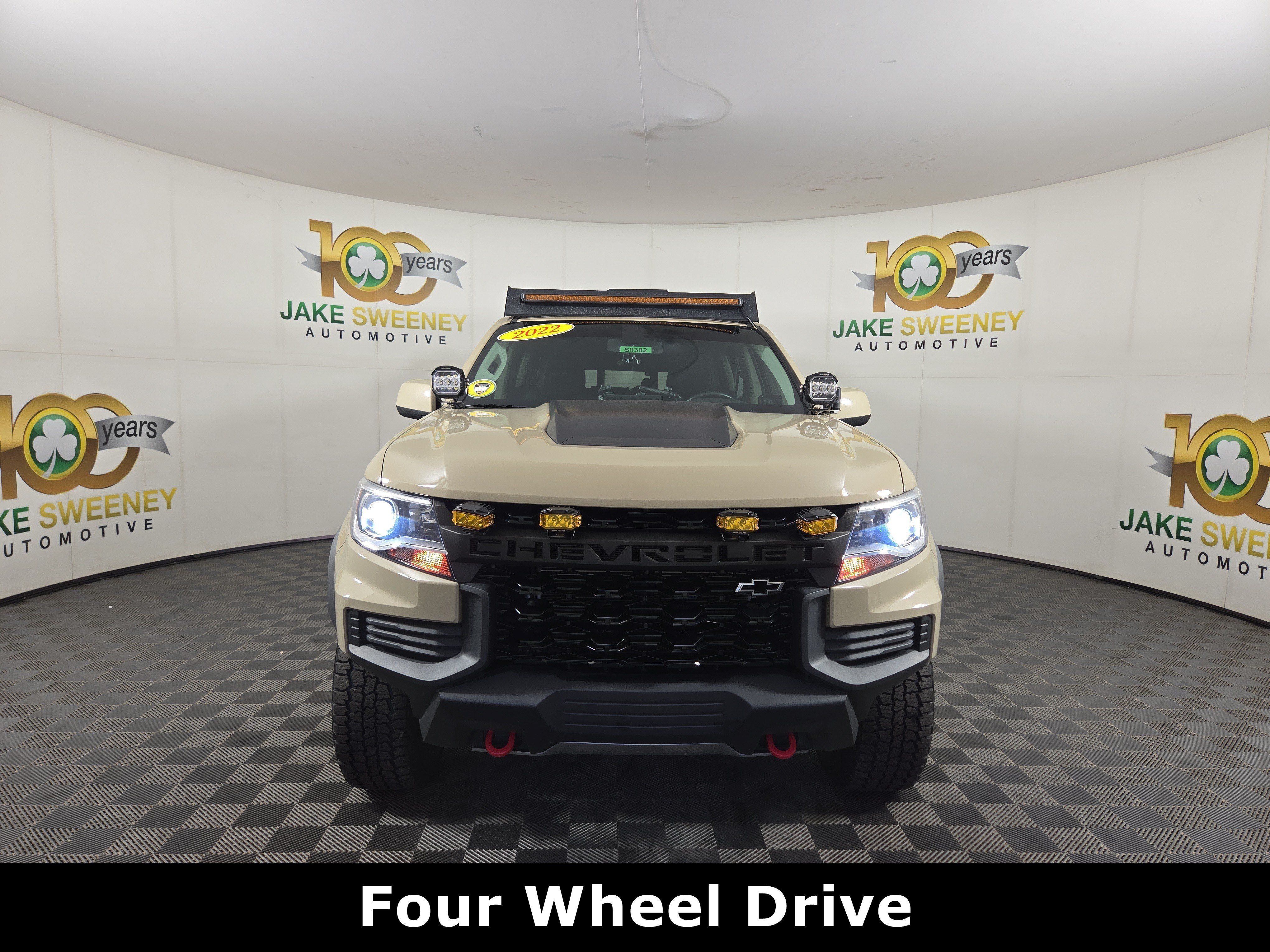 Used 2022 Chevrolet Colorado ZR2 w/ ZR2 Dusk Special Edition AWD/4WD image 2