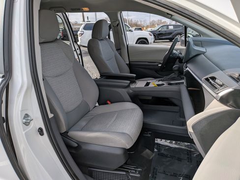 Used 2024 Toyota Sienna LE image 25