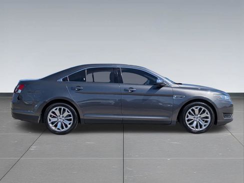 Used 2015 Ford Taurus Limited FWD image 5
