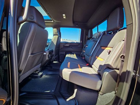 New 2026 GMC Sierra 2500 AT4 w/ AT4 Premium Plus Package AWD/4WD image 38